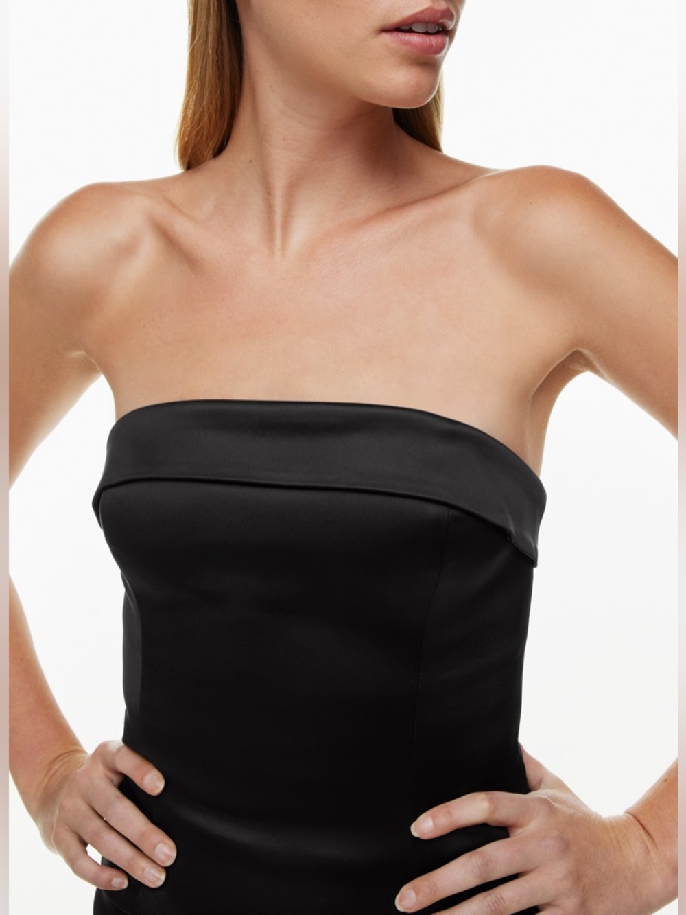 Elegant Black Strapless Dress - Sleek Evening Style